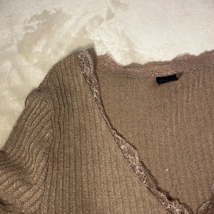 Topp - Omlott topp 🤎