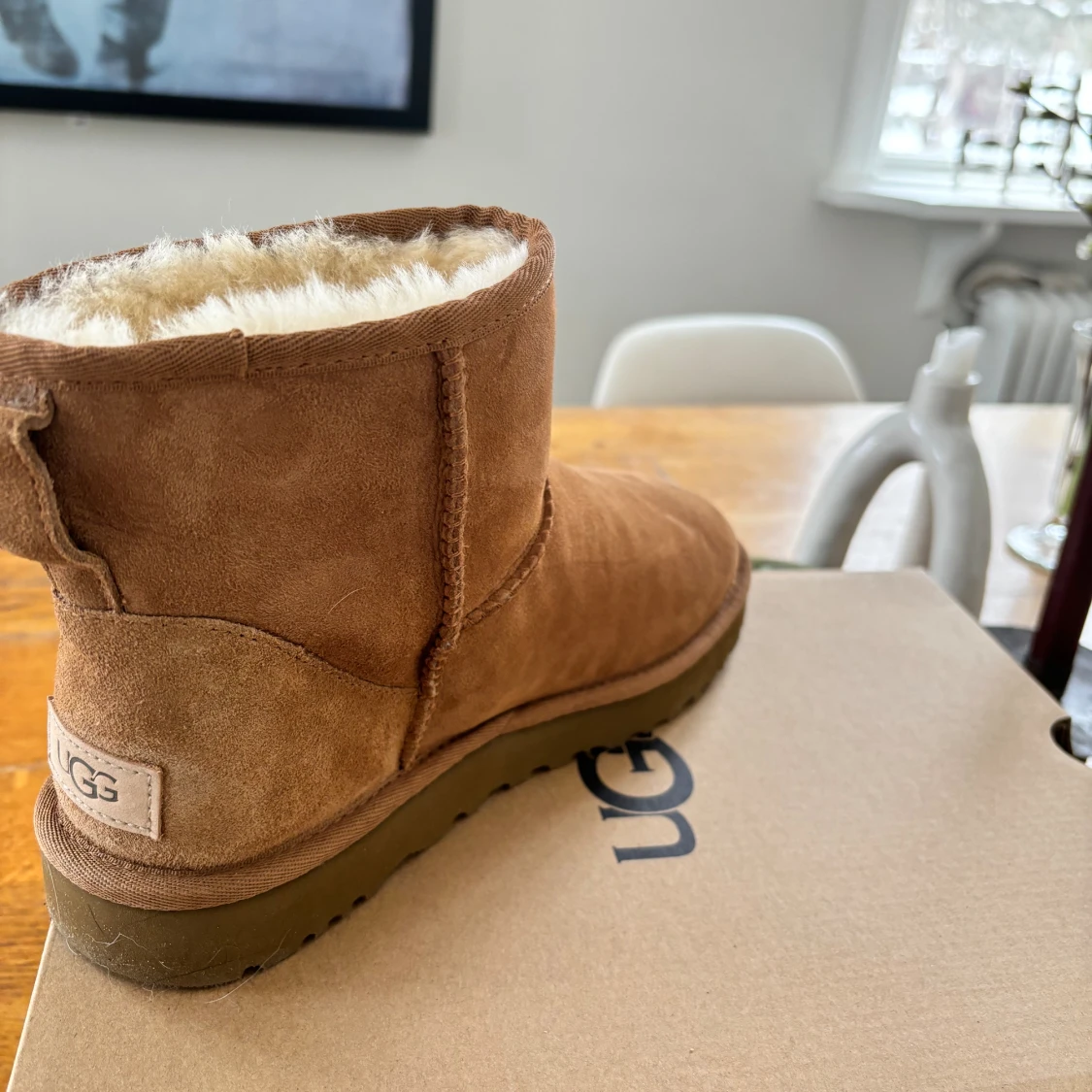 UGG  - 90