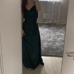 Balklänning - Oanvänd