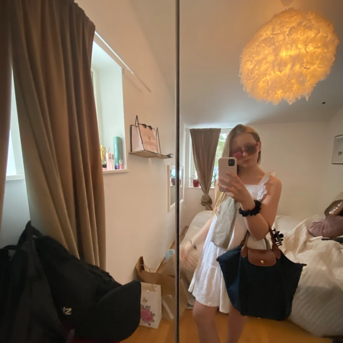 Säljer denna jättesöta klänningen från Zara köpt i somras!💓💓Passar perfekt till många tillfällen. Köparen står för frakten!!💓🫶