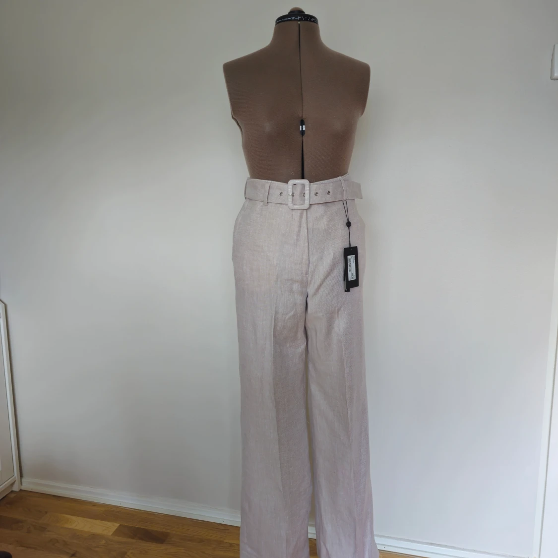 Oanvänd kostym Stockh LM - 91