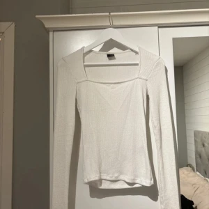 Topp - Tröja/topp i fint skick 