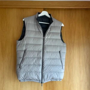 Herno väst  - Herno  9/10 48 1140kr