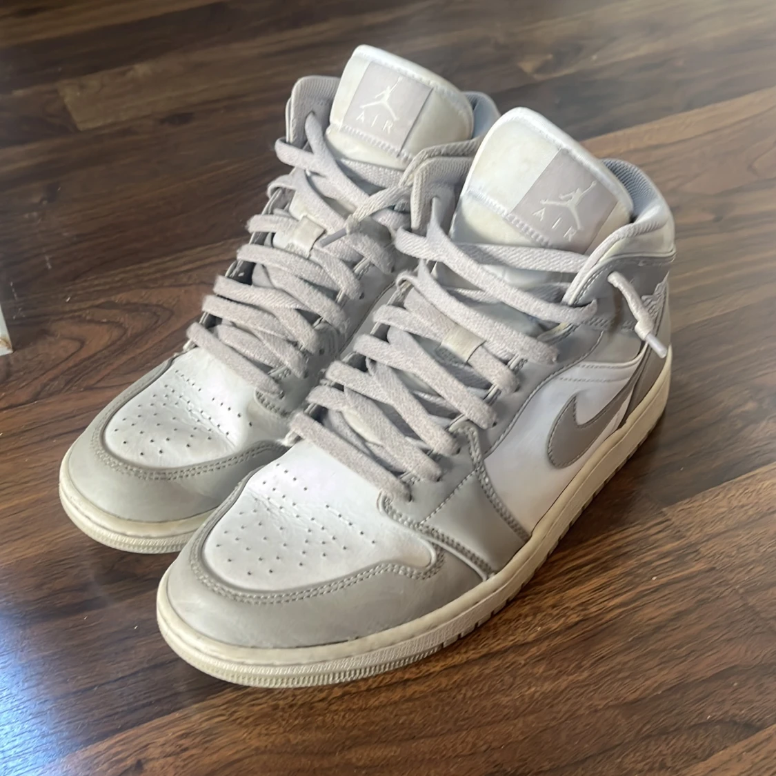 Jordan 1 Linen