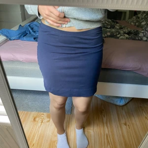 Kjol - Skön fin kjol, i bra skick.