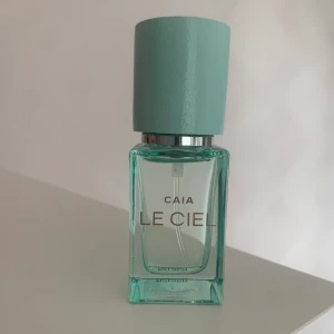 parfym - Parfym från caia, endast testad🫶🏻