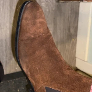 Mocka skor (Playboy footwear) storlek 42 - I princip nya endast använda ett par få gånger. Nypris 1999kr