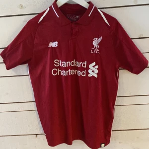 Liverpool tröja 18-19 - Aldrig använd