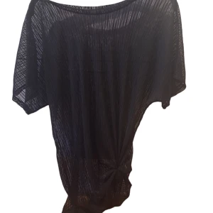 Strandklänning kaftan transparent tröja  - Strandkaftan/längre transparent topp endast testad storlek small. 