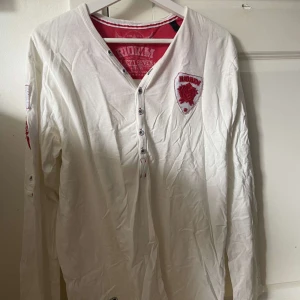 Långärmad tröja  - Snygg tröja från 90 talet pappas gamla 