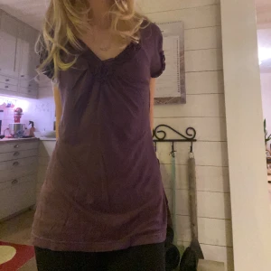 Jätte söt t-shirt  - Jätte söt t-shirt ❤️ om ni undrar nåt är det bara att fråga 