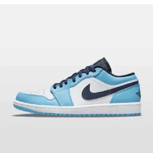 Jordans UNC Low - Säljer dessa, använda fåtal gånger. Strl 35,5 men passar även 36!! hör av dig vid fler frågor🤍