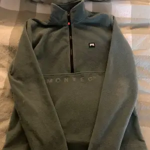 Fleece tröja från DOPE strl S