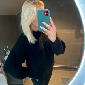 Stickad tröja  - Stickad tröja från NA-KD💘