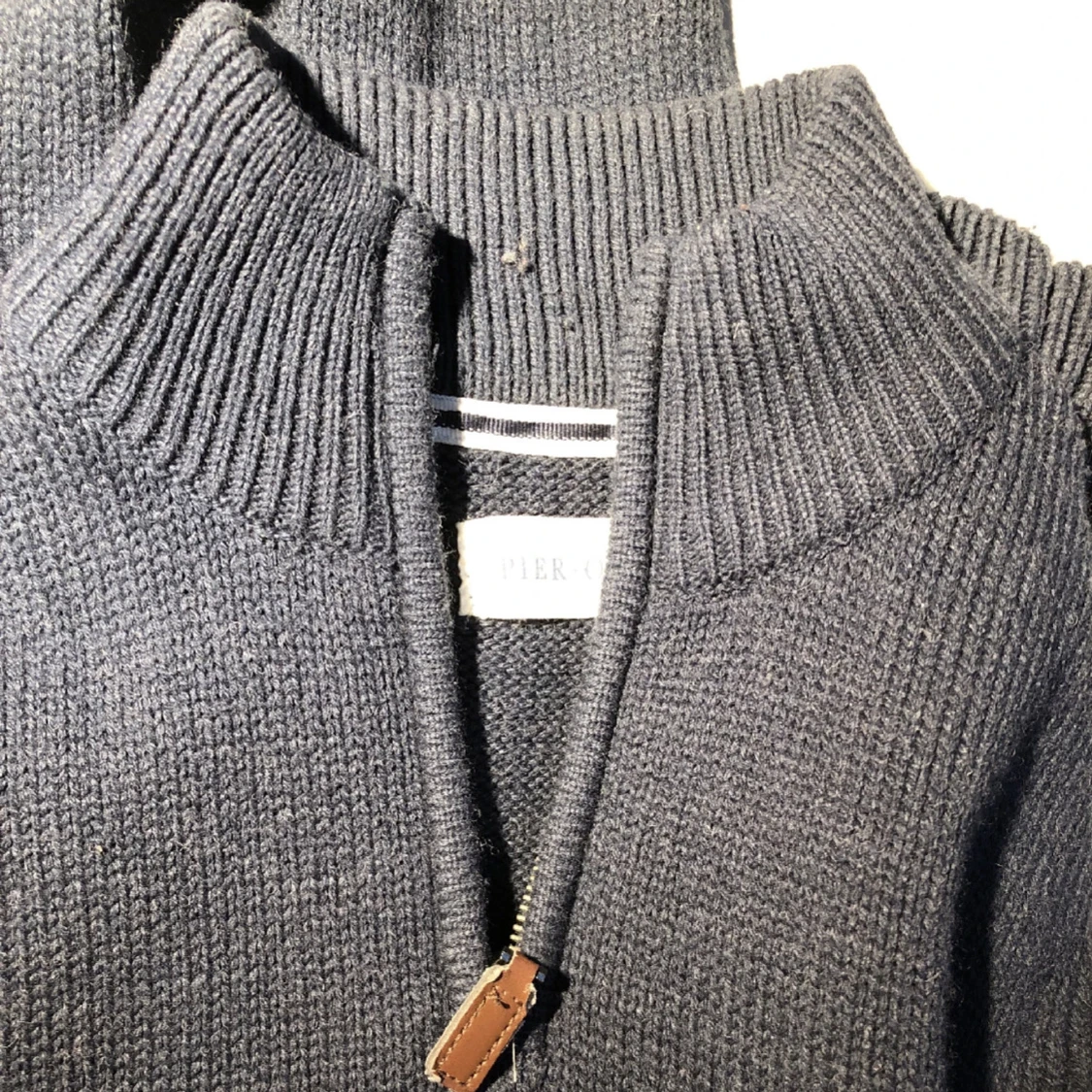 Half Zip blå stickad  - 90