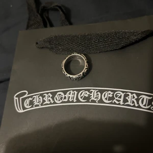 Chrome Hearts Ring Rings - Stainless Steel, helt ny, storlek 8 US. Skriv vid frågor ;)