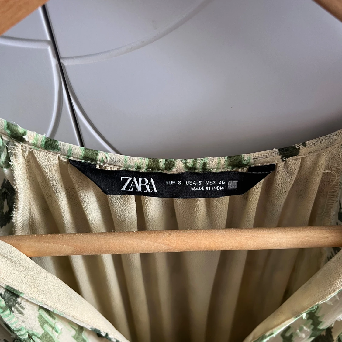 Supergullig zara klänning! - 90