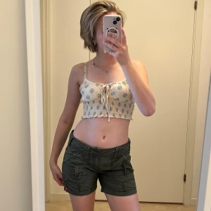 Söt topp - Söt topp från Pull&Bear  Storlek S  Sparsamt använd