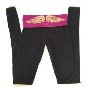 Victoria’s secret yoga pants - Rare fold over yoga pants från Victoria’s secret pink i storlek xs💞