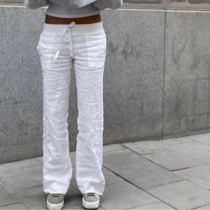 svarta Linnebyxor - Linnebyxor jätte fina från madelyn