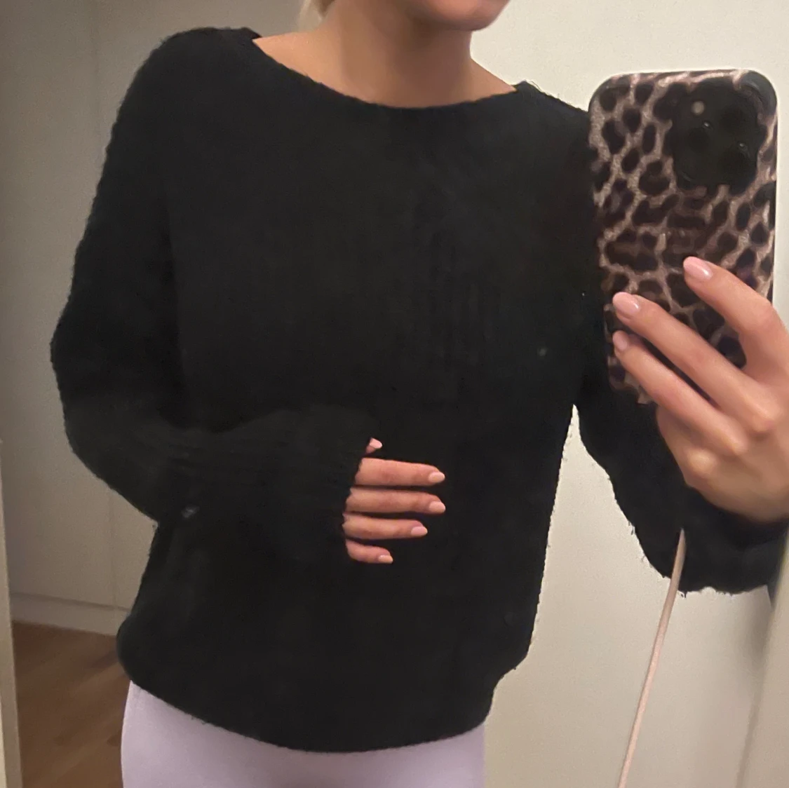 Svart stickad tröja - 90