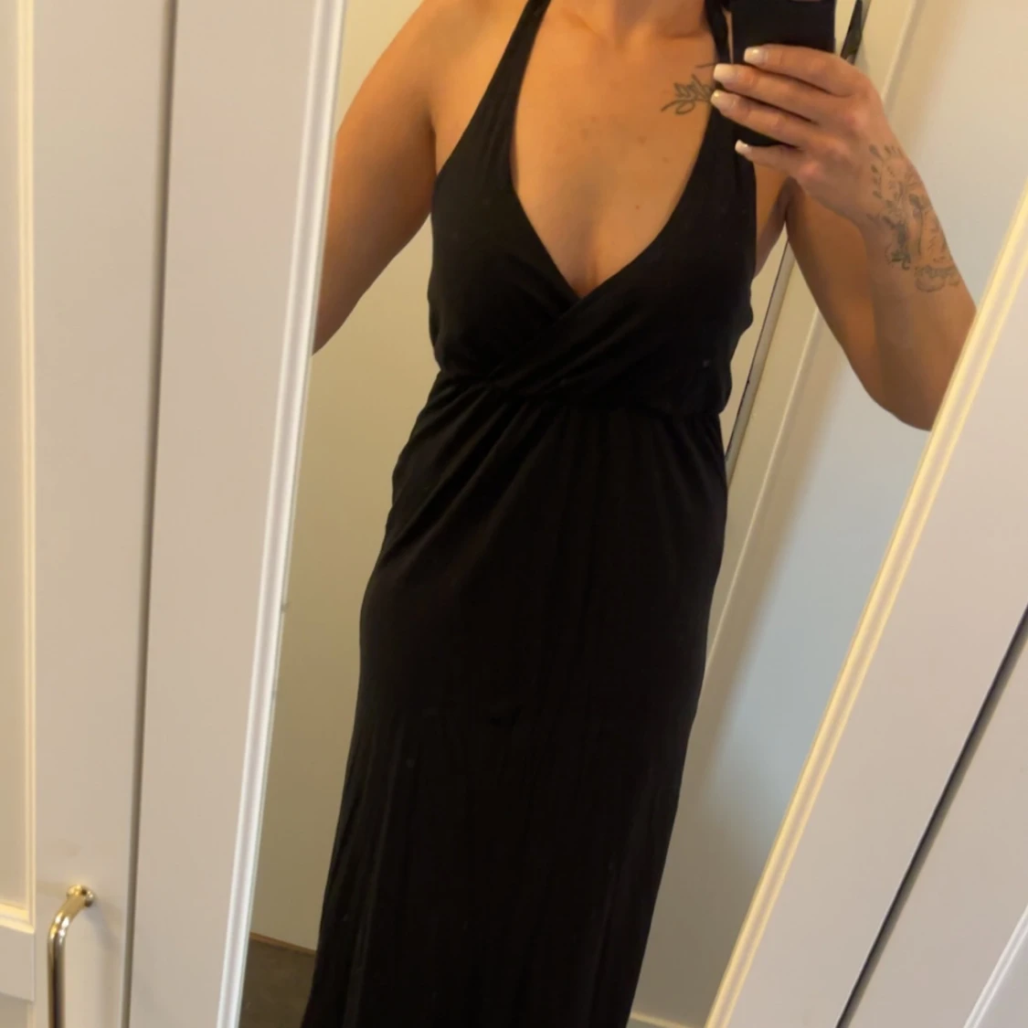 Maxiklänning halterneck