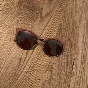 Solglasögon  - Bra skick