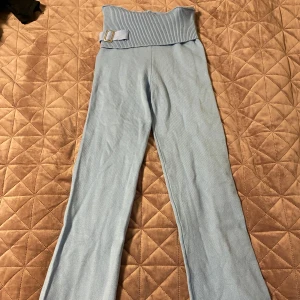 Catania byxor, storlek S helt oanvända, säljs då jag ångrade färgvalet - Oanvända Catania byxor