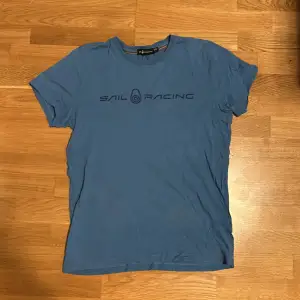 Sail racing t-shirt i storlek S