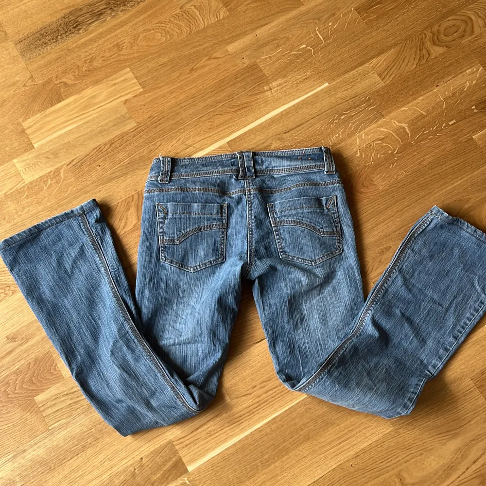 Super fina jeans från shimmy. Ny skick.. Jeans & Byxor.