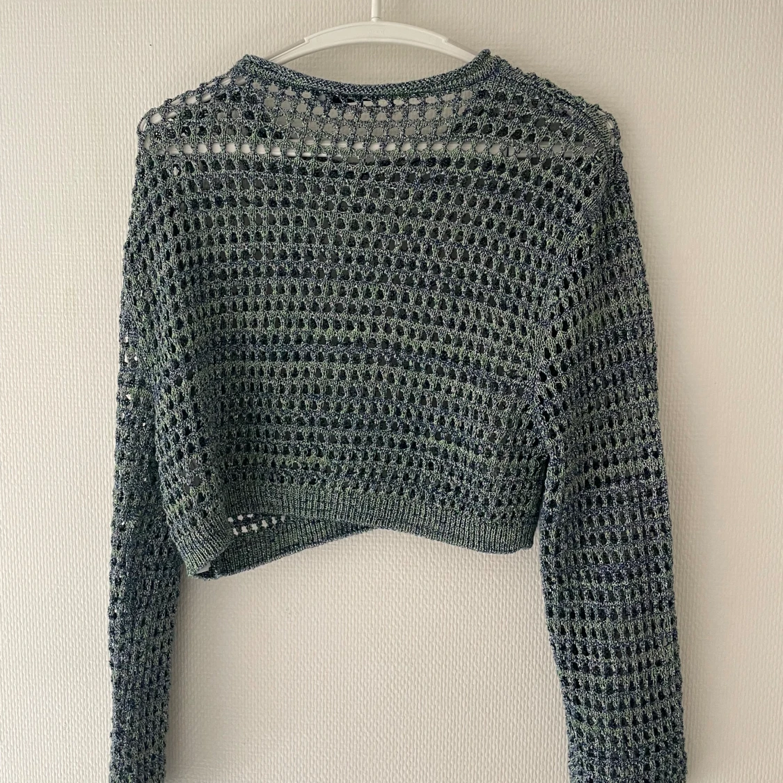 Stickad glittrig tröja - 91