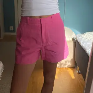 Rosa shorts från arketi linne💖💖