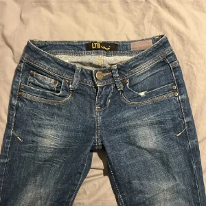 LTB jeans - LTB jeans som är skit snygga, men tyvärr för små! Inga defekter och använda 2 gånger. Skriv för mer info💕
