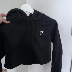 Gymshark hoodie - • Storlek XS  • Aldrig använd men finns ingen prislapp kvar
