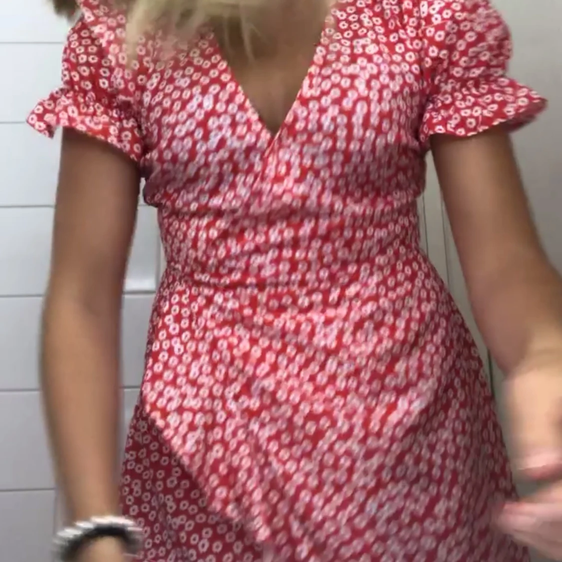 röd sommarklänning - 90
