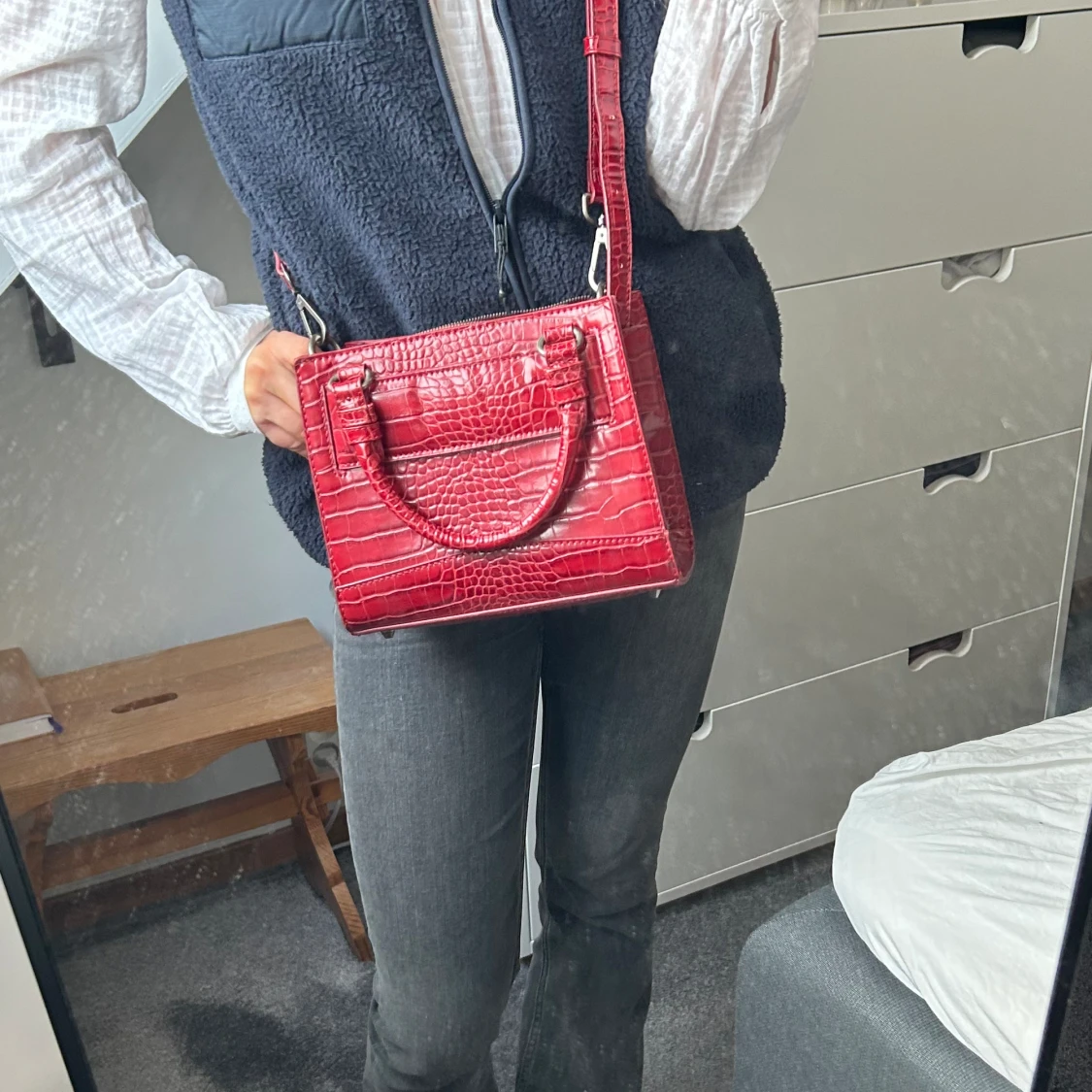 Röd handväska - 90