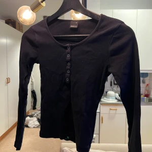 Tröja  - Bra skick. 