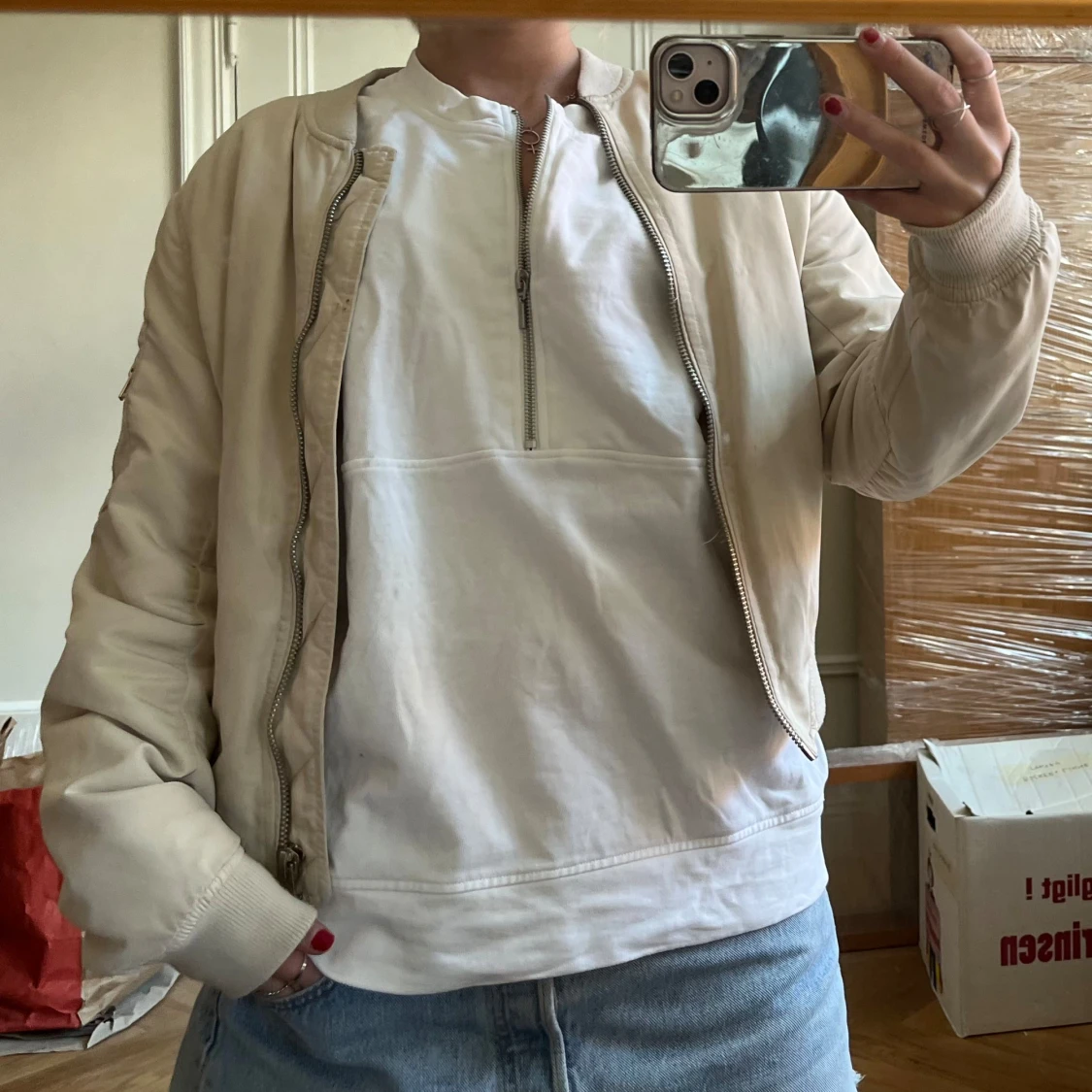 Beige Bomberjacka - 91