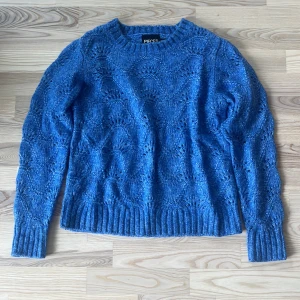 Stickad tröja  - Tröja från pieces som aldrig är använd ❤️