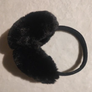Stora öronmuffar - Väldigt stora, skriv för fler bilder eller nått :)