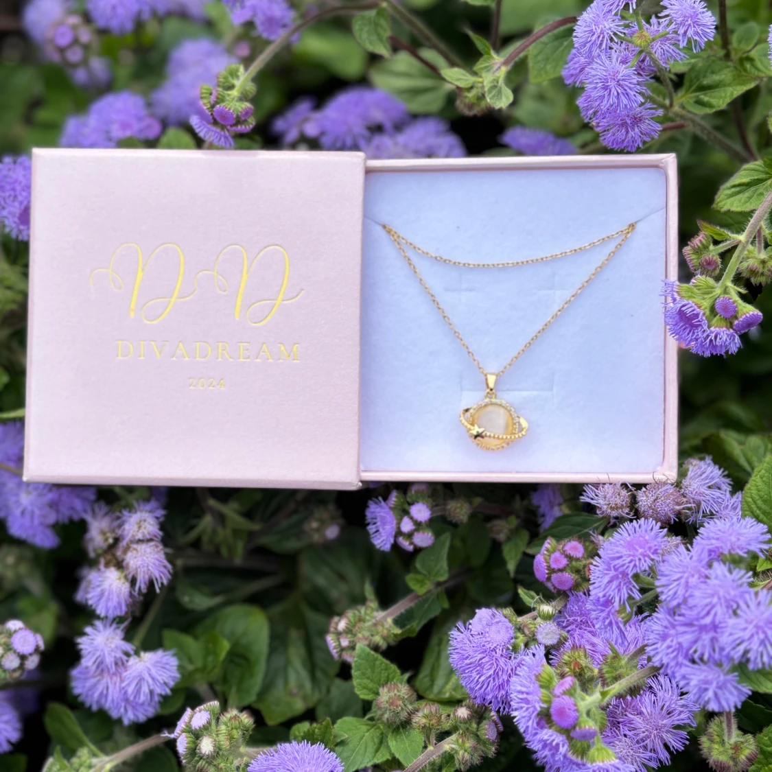 DivaDream Saturnus Halsband