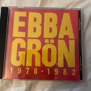 EBBA GRÖN CD-SKIVA - Inte min stil längre! Använd men är i fint skick  