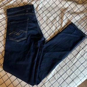 Replay jeans - Svin fräscha replay anbass skicka 9,5/10 använt dom 2 gånger