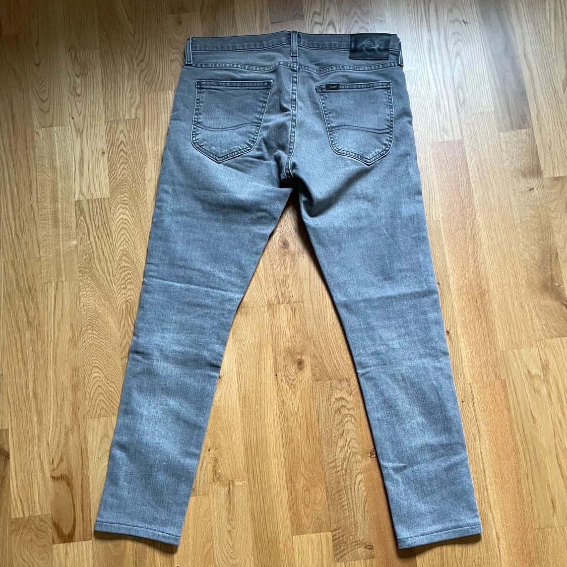 Lee jeans grå  - 90