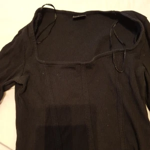 Gina tricot tröja  - Ny skick