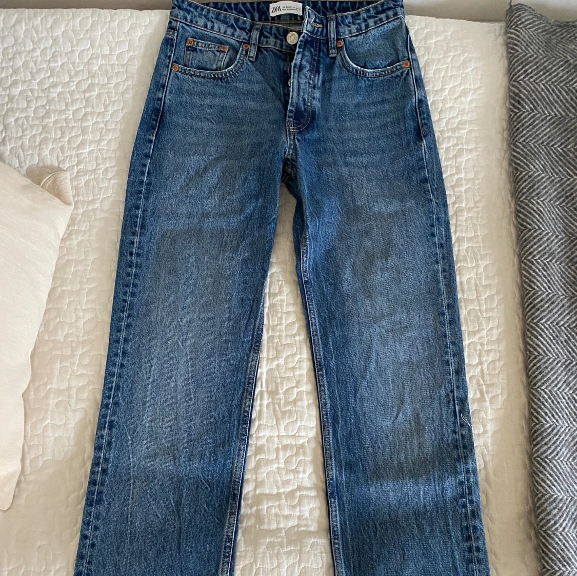 Zara jeans - 90