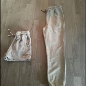 Adidasbyxor, gant - Som nya knappt använda, strl 36