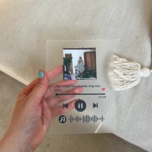 Musiktavla  - Få kvar 