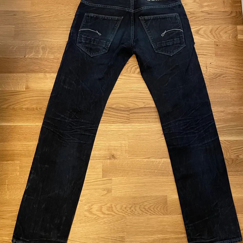 Schyssta G-Star Jeans, modell 3301. Storlek 30/32. Pris kan diskuteras vid snabb affär!. Jeans & Byxor.
