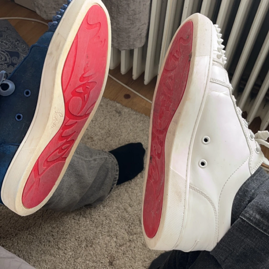 Christian Louboutin  - 93